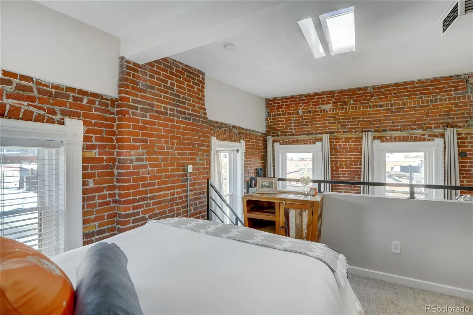 2193 Arapahoe Street #11 Denver CO 80205 | MLS #REC6015154 03142026233636 1600 25