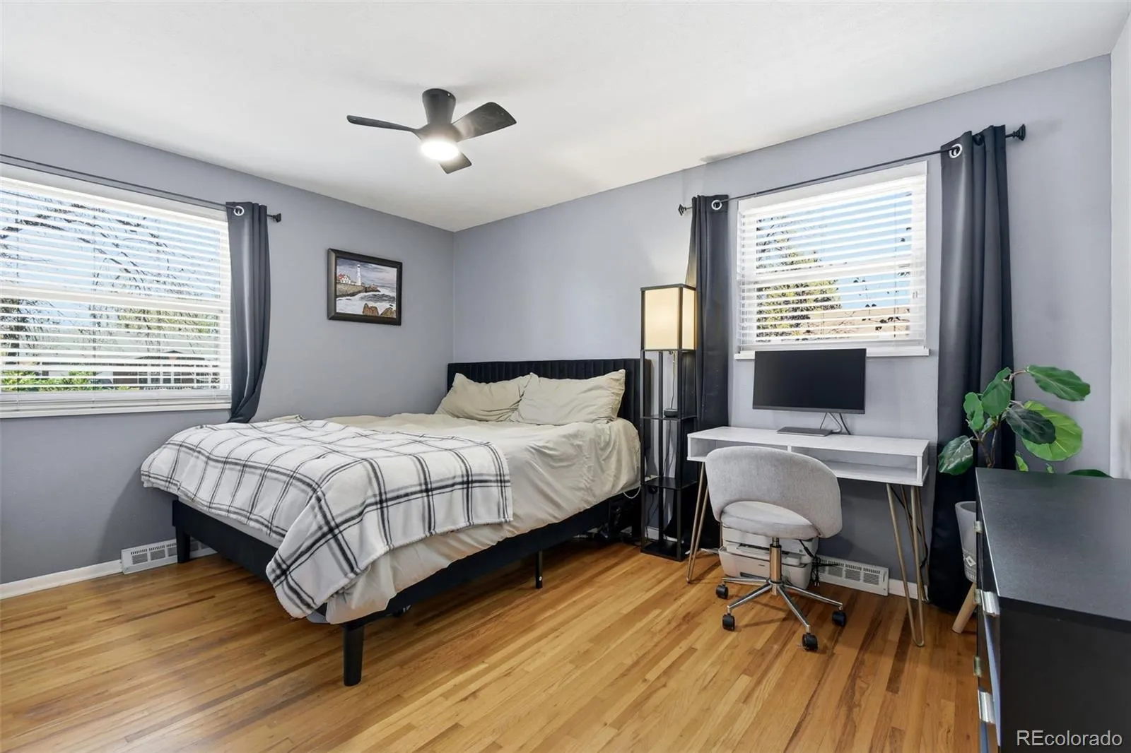 424 S Uvalda Circle Aurora CO 80012 MLS #REC6015901 04202026140657 1600 25