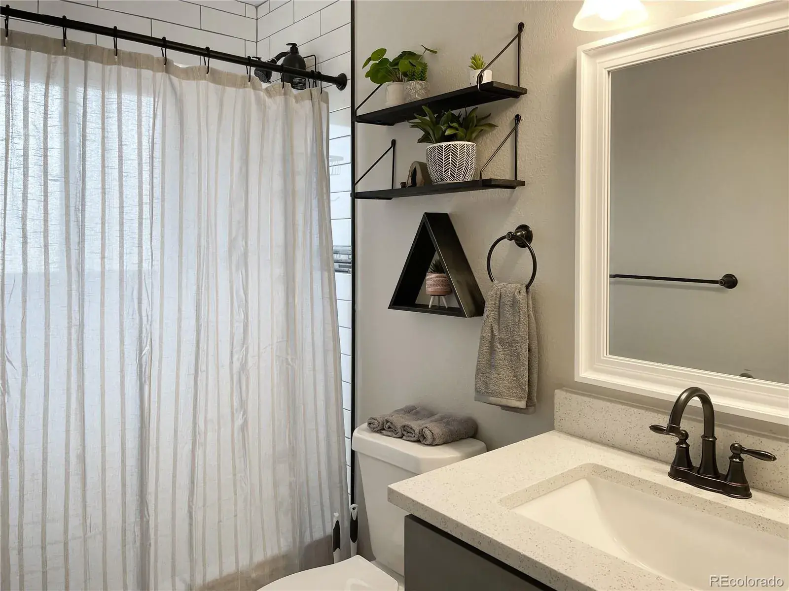 01232026184209 1600 9