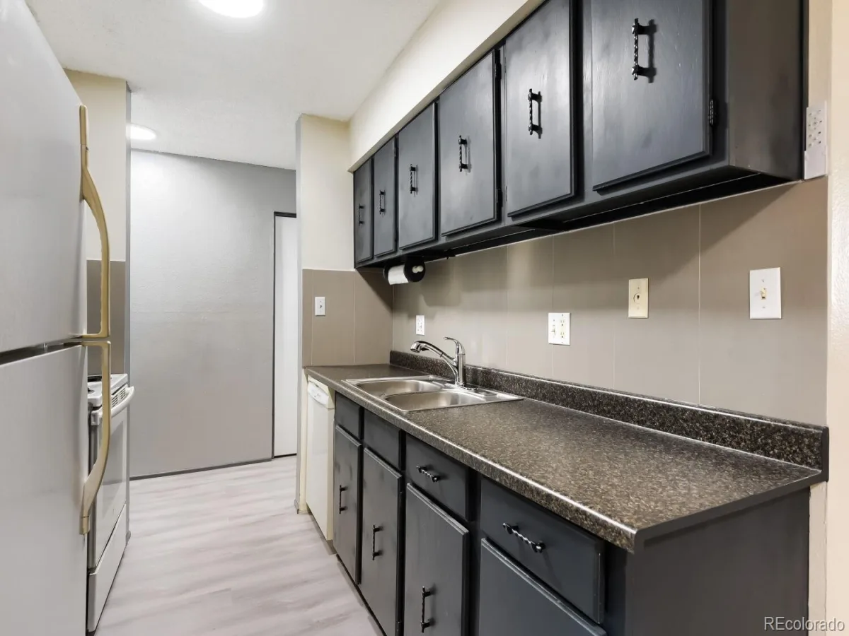 7755 E Quincy Avenue #103D4 Denver CO 80237 MLS #REC6017670 05302026163935 1200 4