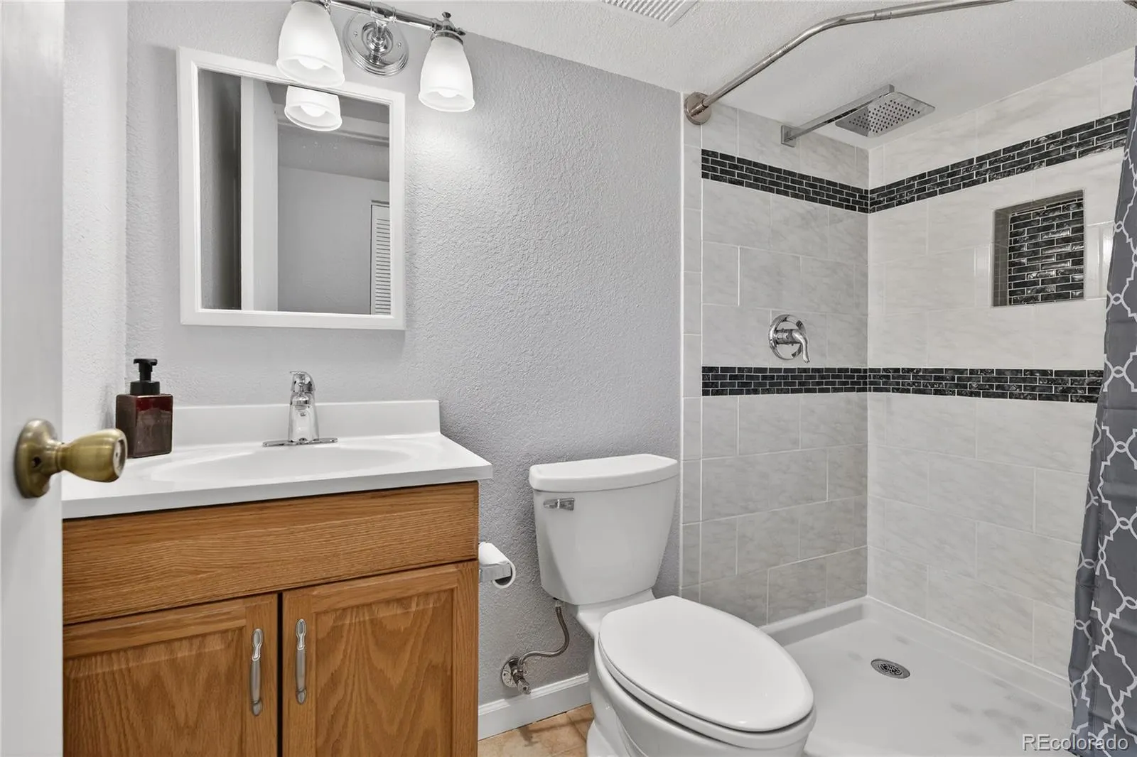 04012026142505 1600 21