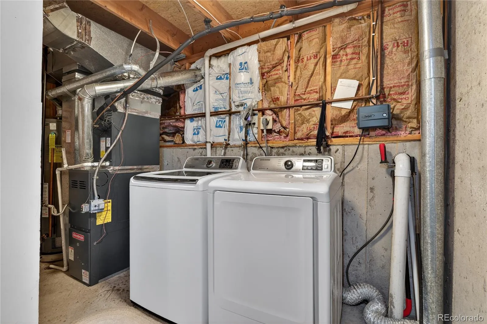 04012026142505 1600 22