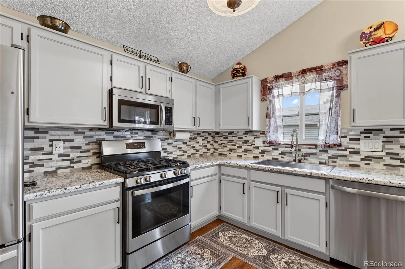 04012026142505 1600 6