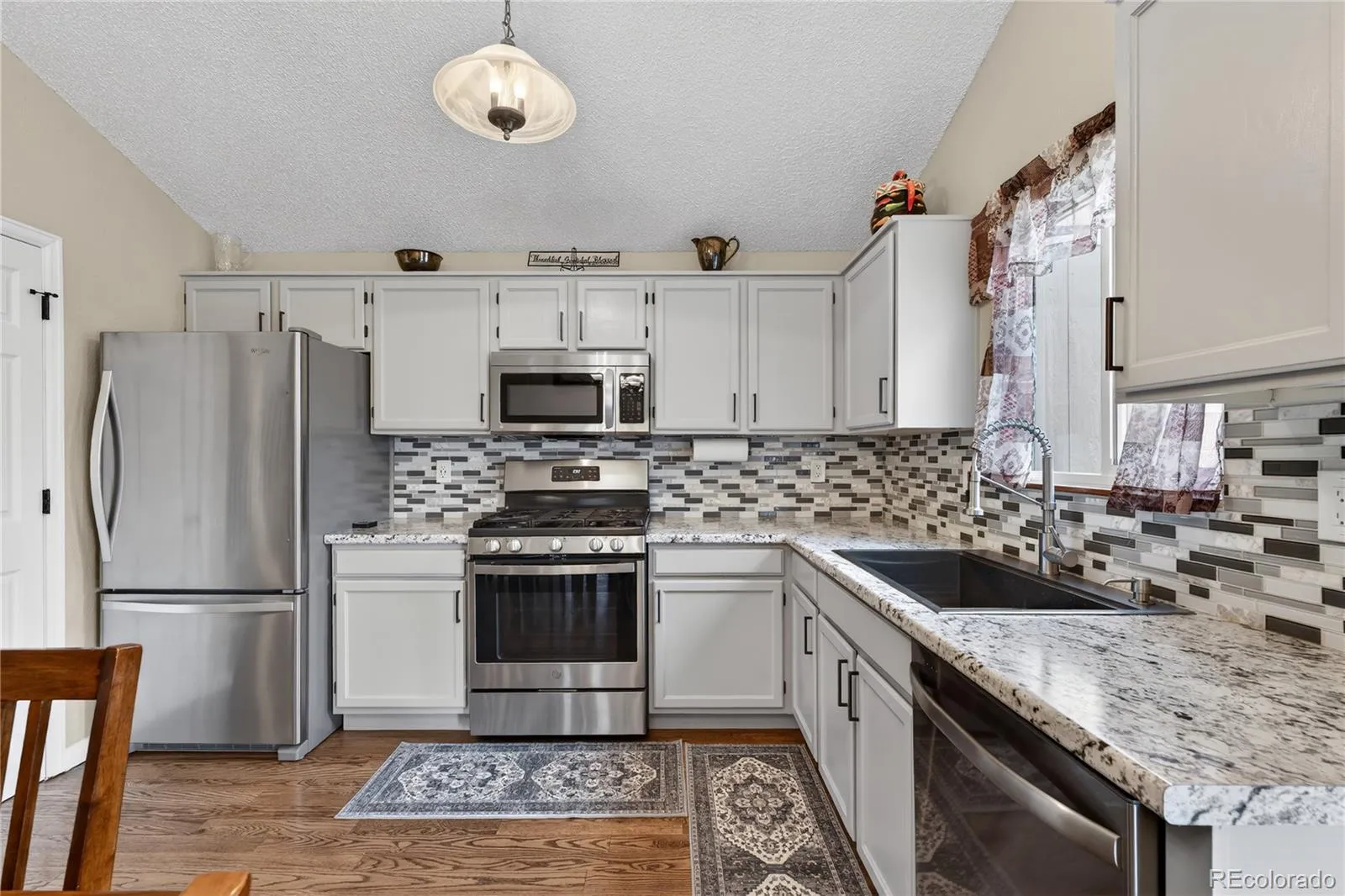 04012026142505 1600 7