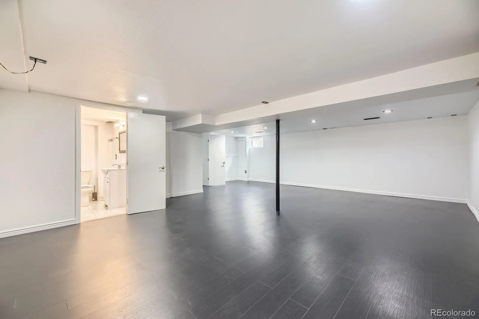 10633 E 6th Place Aurora CO 80010 MLS #REC6023443 05072026021021 1600 17