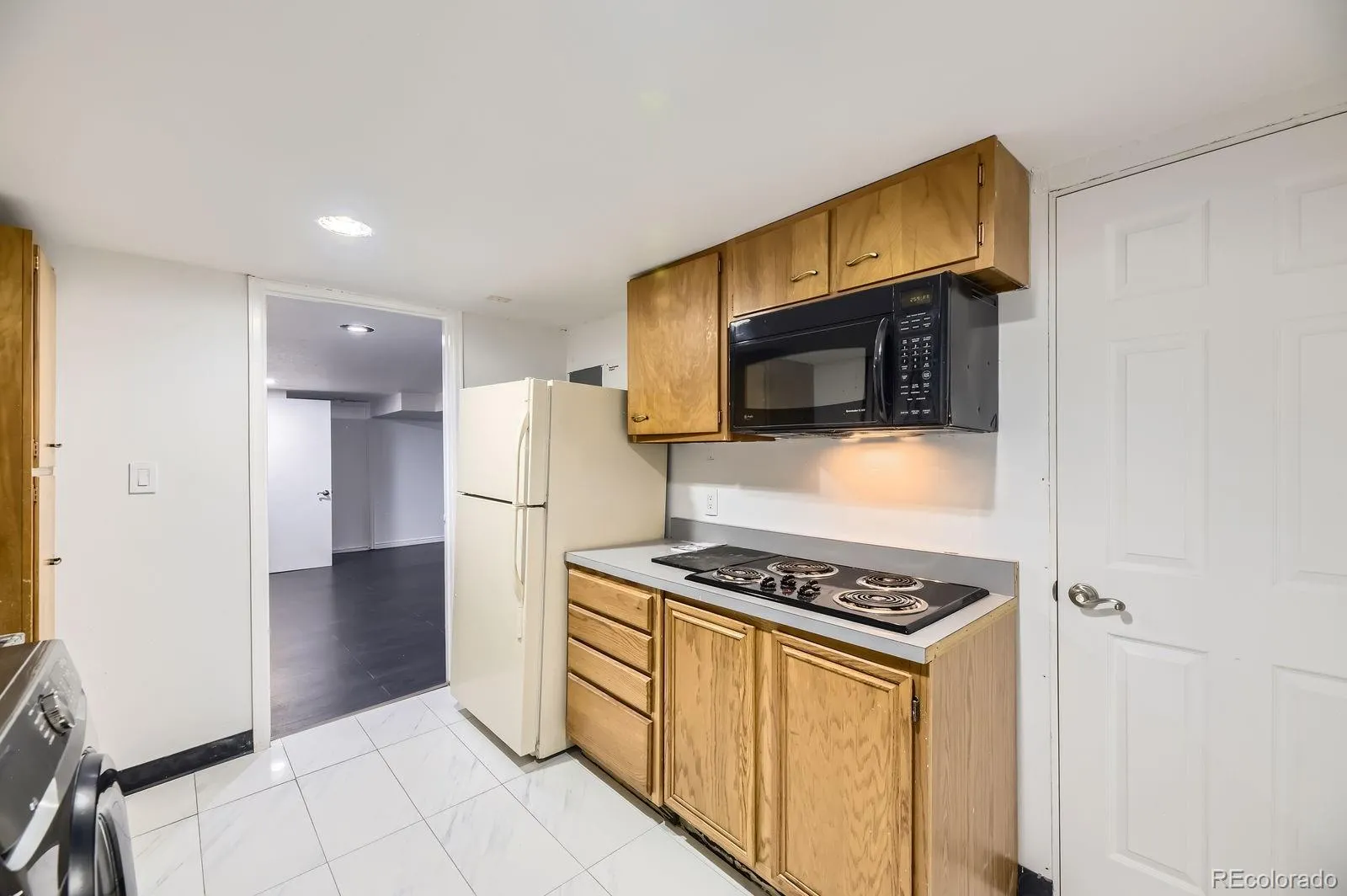 10633 E 6th Place Aurora CO 80010 MLS #REC6023443 05072026021021 1600 22