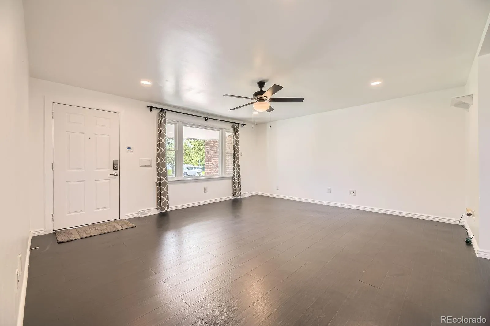 10633 E 6th Place Aurora CO 80010 MLS #REC6023443 05072026021021 1600 4