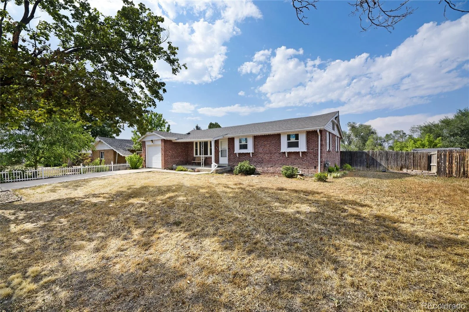 10633 E 6th Place Aurora CO 80010 | MLS #REC6023443 08212026145030 1600 2