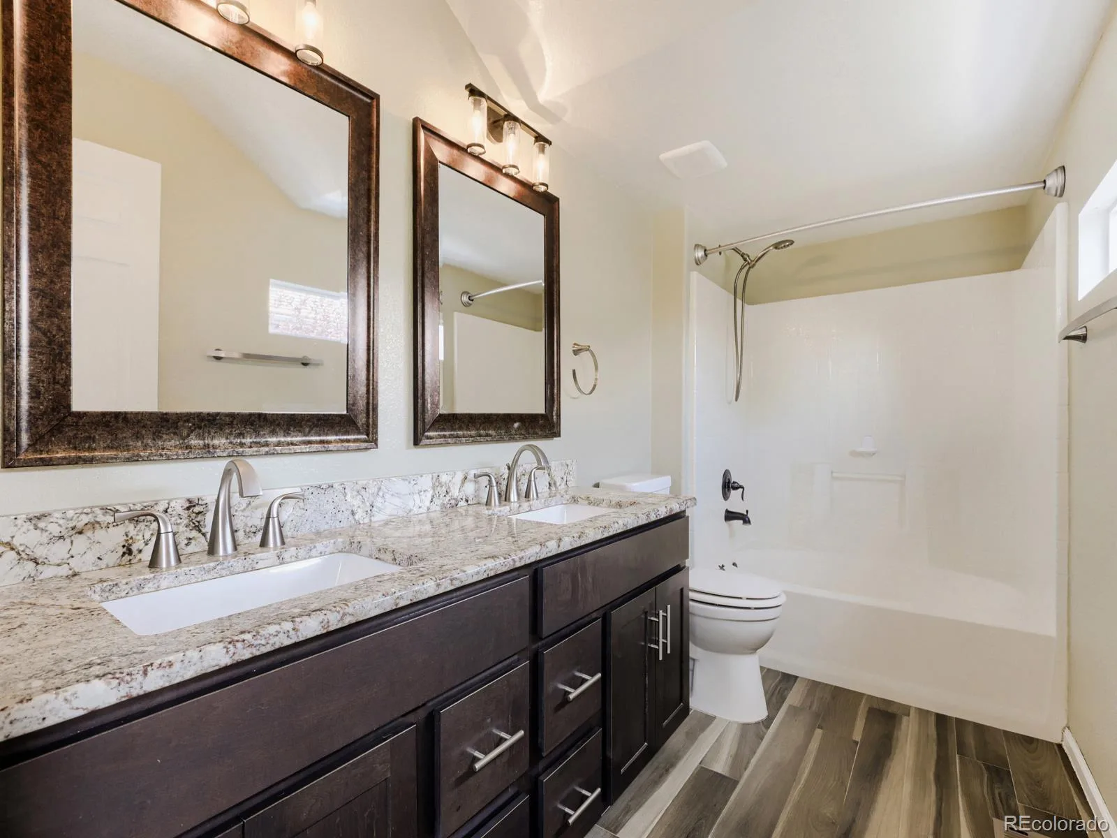 19899 E 41st Avenue Denver CO 80249 | MLS #REC6024231 08122026201945 1600 10