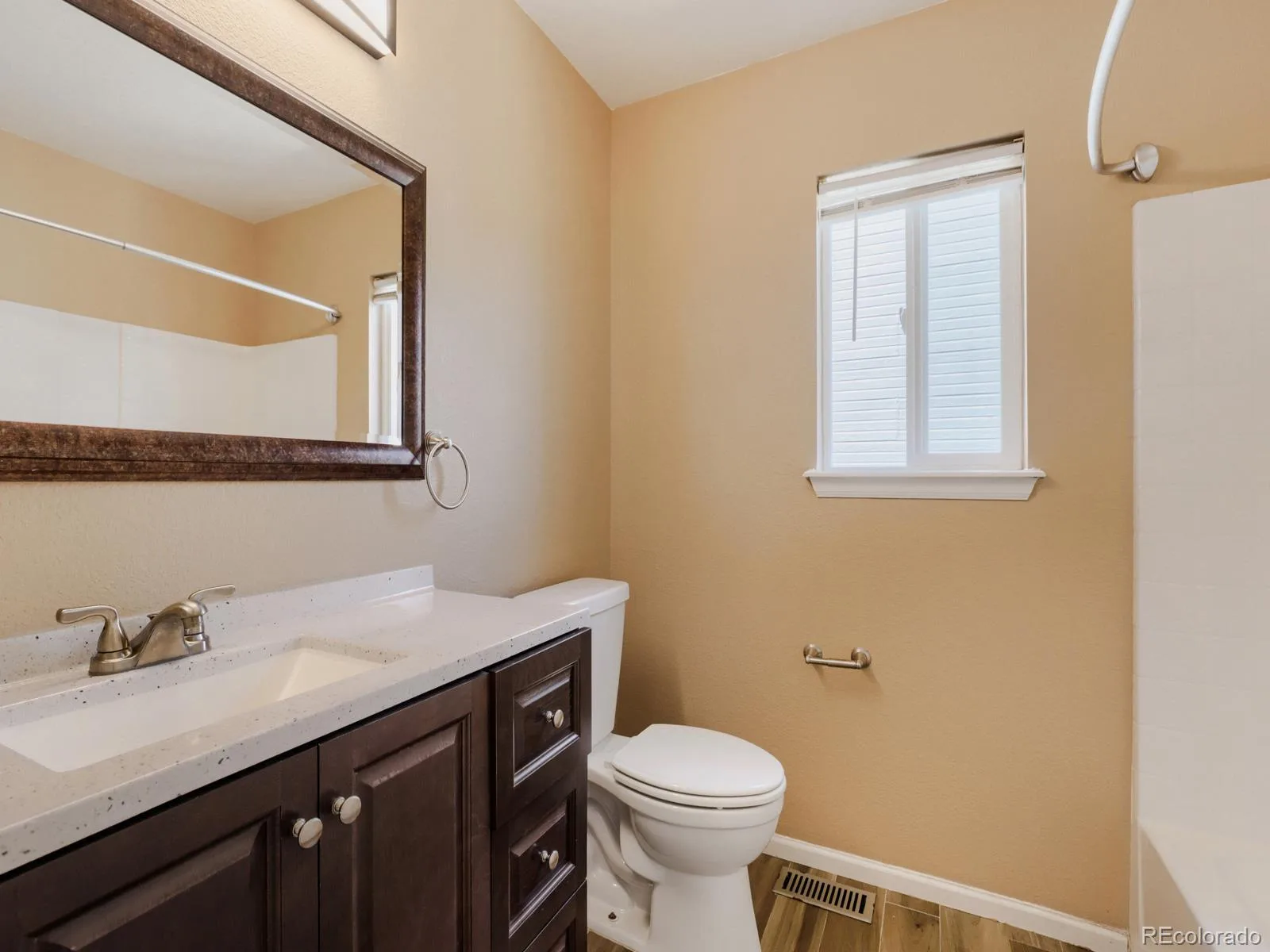 19899 E 41st Avenue Denver CO 80249 | MLS #REC6024231 08122026201945 1600 9