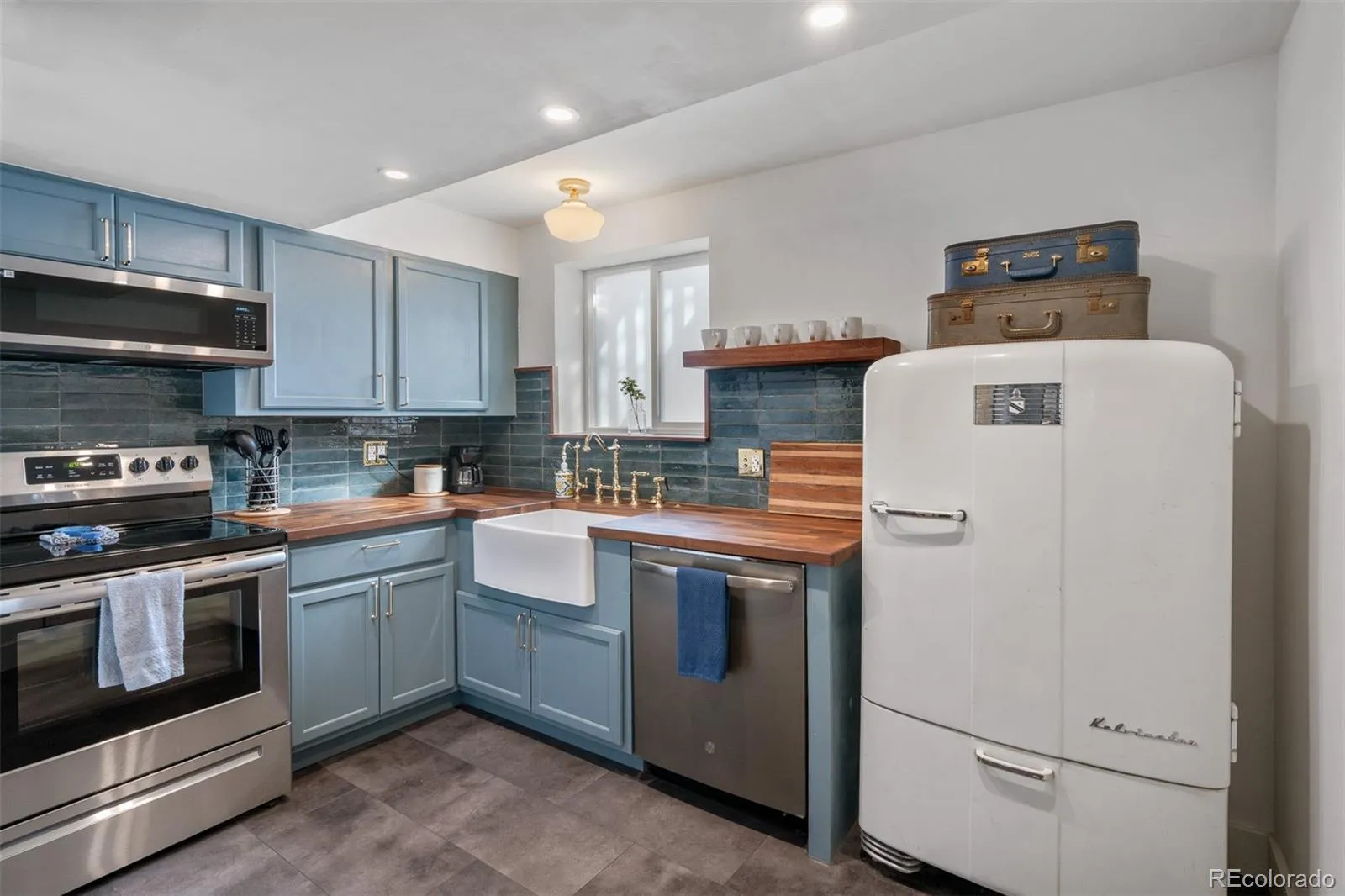 04102026135121 1600 25