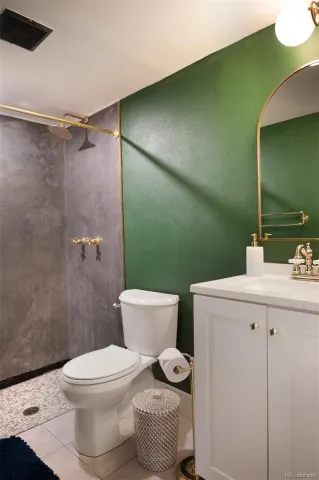 04102026135121 640 30