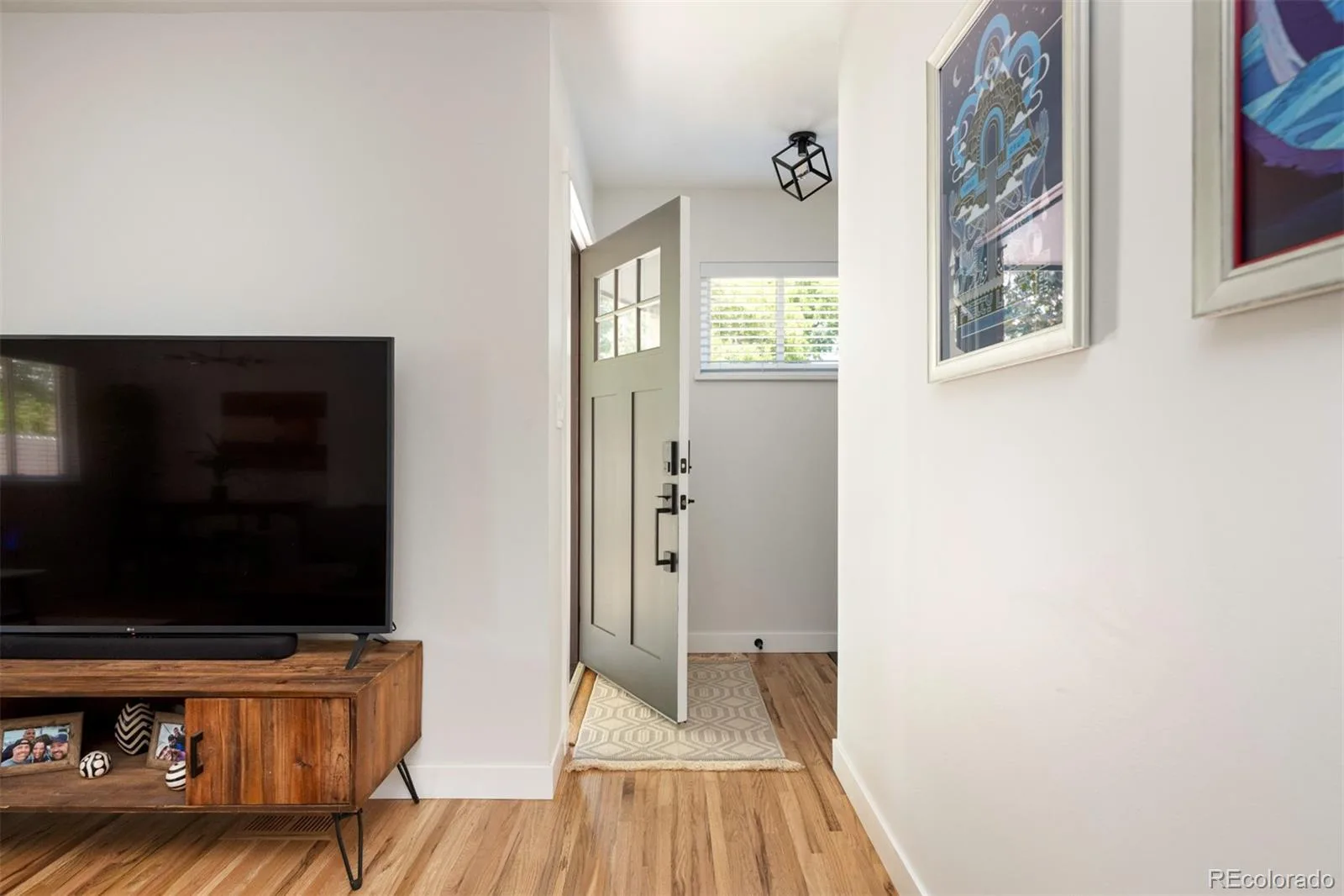 11056 W 62nd Avenue Arvada CO 80004 MLS #REC6025017 06172026235941 1600 3