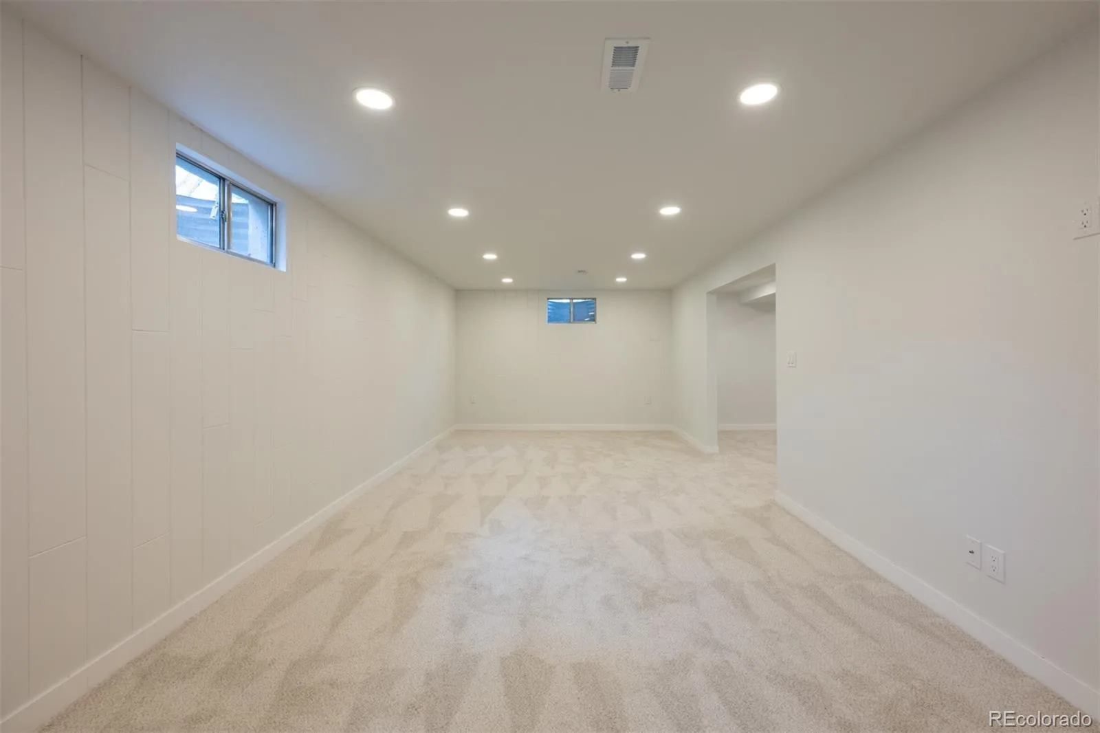 11056 W 62nd Avenue Arvada CO 80004 MLS #REC6025017 06172026235941 1600 34