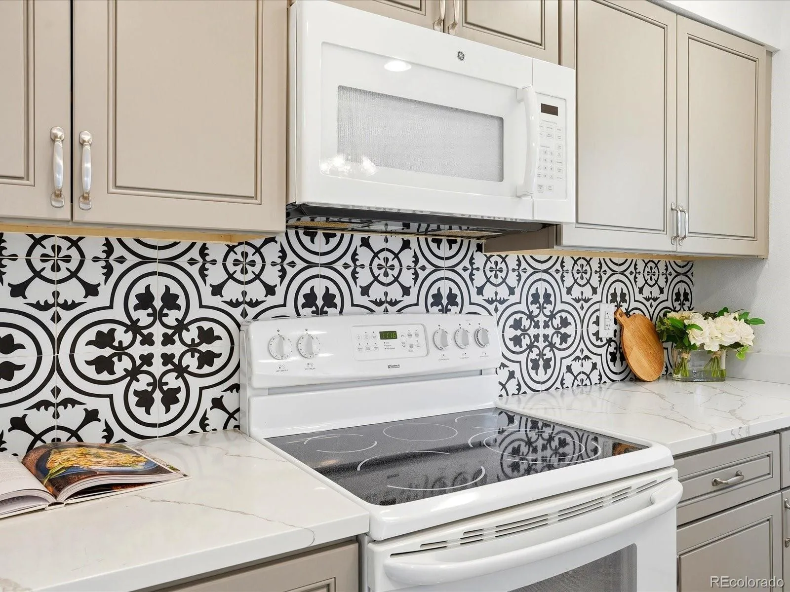 8386 W 87th Drive #A Arvada CO 80005 | MLS #REC6026583 08052026192410 1600 9