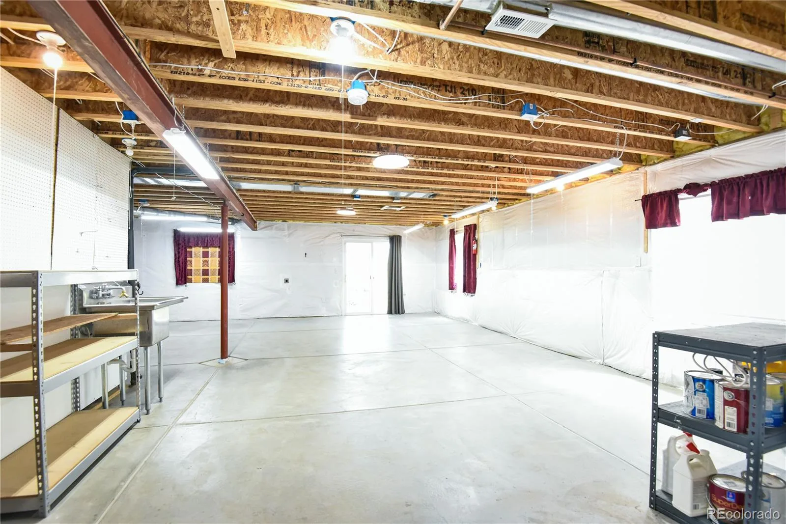 23627 E Bellewood Drive Aurora CO 80016 | MLS #REC6026587 08142026015411 1600 27
