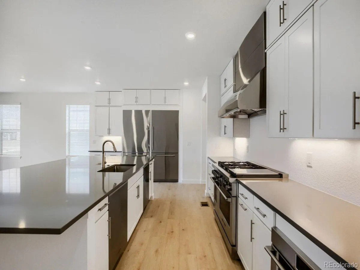 04152026210710 1200 3