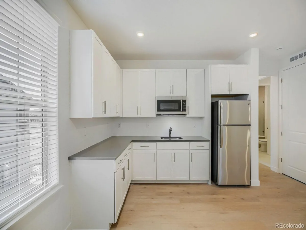 04152026210710 1200 7