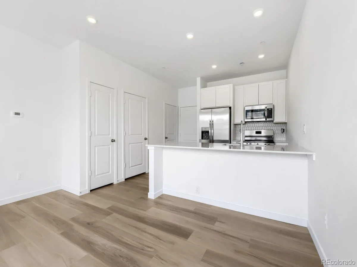 7655 S Mobile Way Centennial CO 80016 | MLS #REC6026861 08052026202922 1200 3