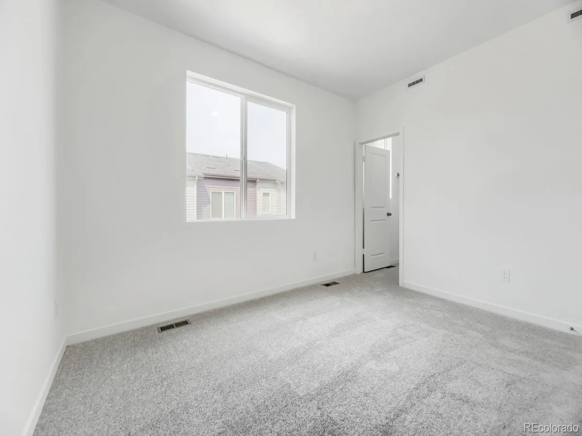 7655 S Mobile Way Centennial CO 80016 | MLS #REC6026861 08052026202922 1200 9
