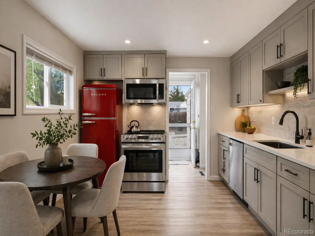 5525 Pierce Court Arvada CO 80002 | MLS #REC6028438 08312026051343 1200 30