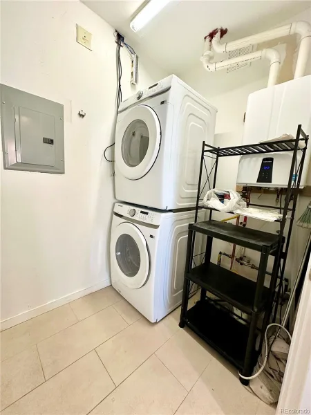 2752 N Clay Street #301 Denver CO 80211 | MLS #REC6029218 10152026002458 800 12