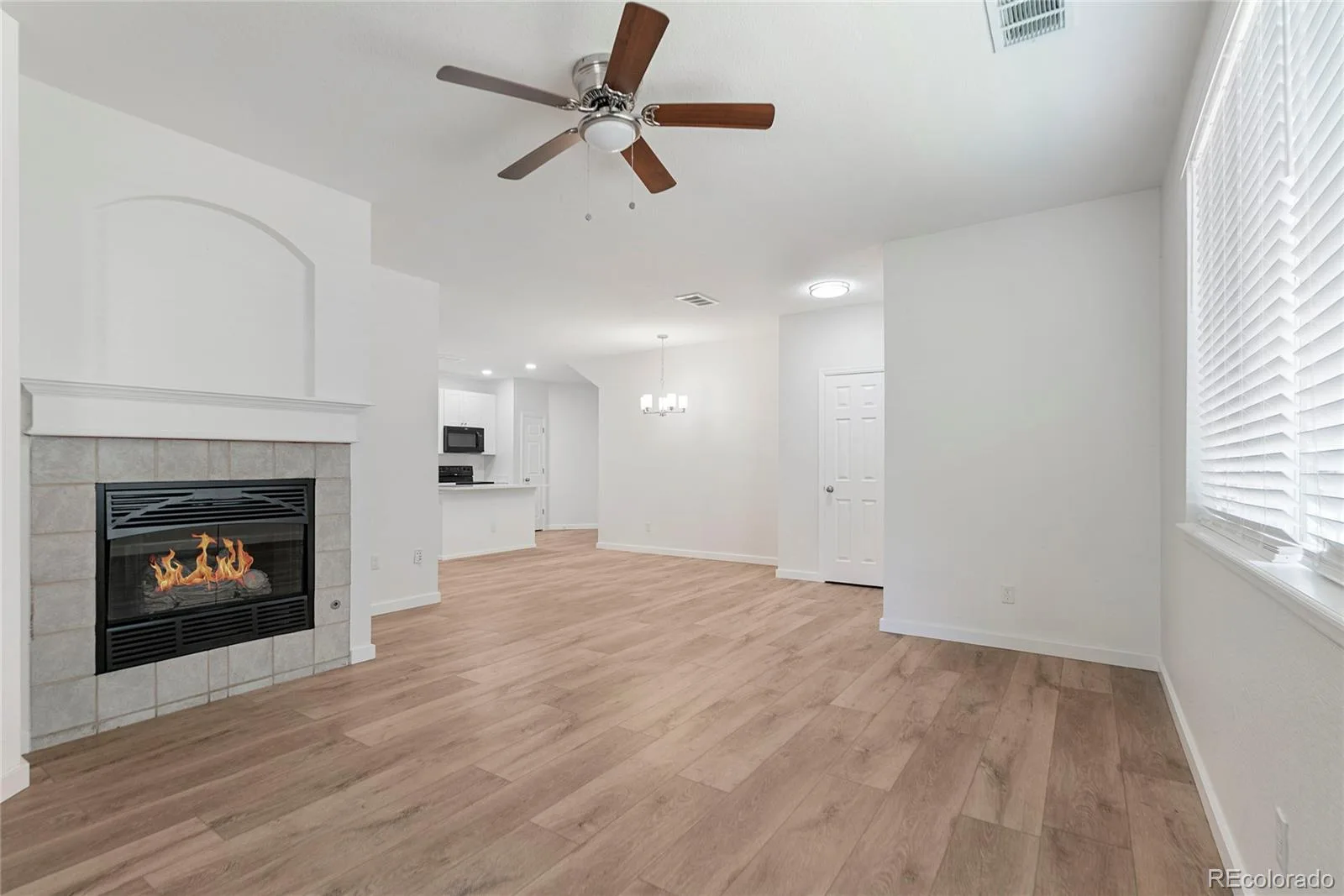 4251 S Blackhawk Circle #3B Aurora CO 80014 | MLS #REC6029683 07222026213813 1600 4