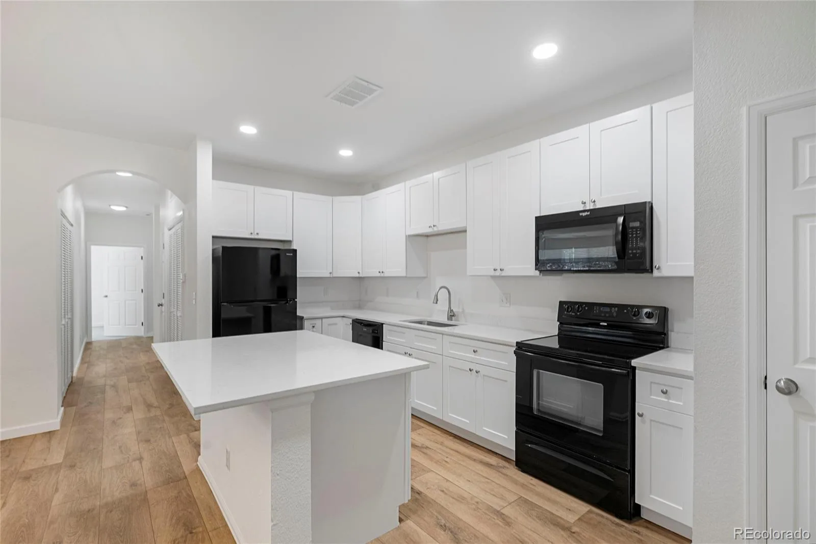 4251 S Blackhawk Circle #3B Aurora CO 80014 | MLS #REC6029683 07222026213813 1600 7