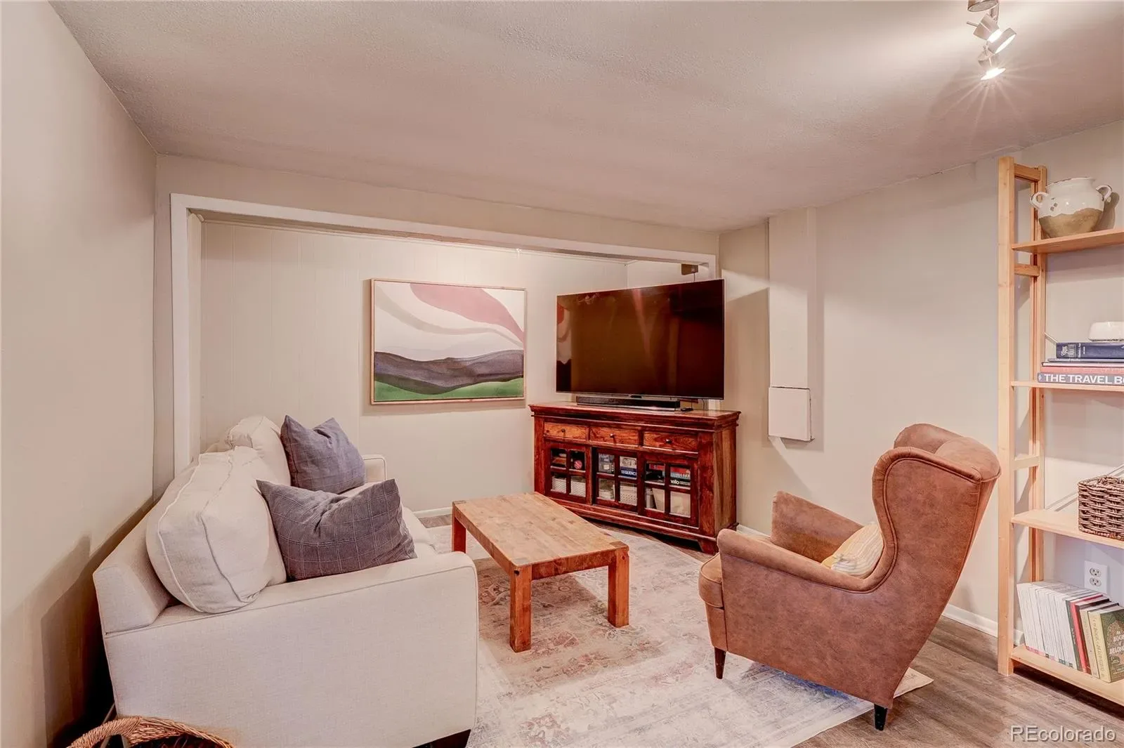 03262026190739 1600 32