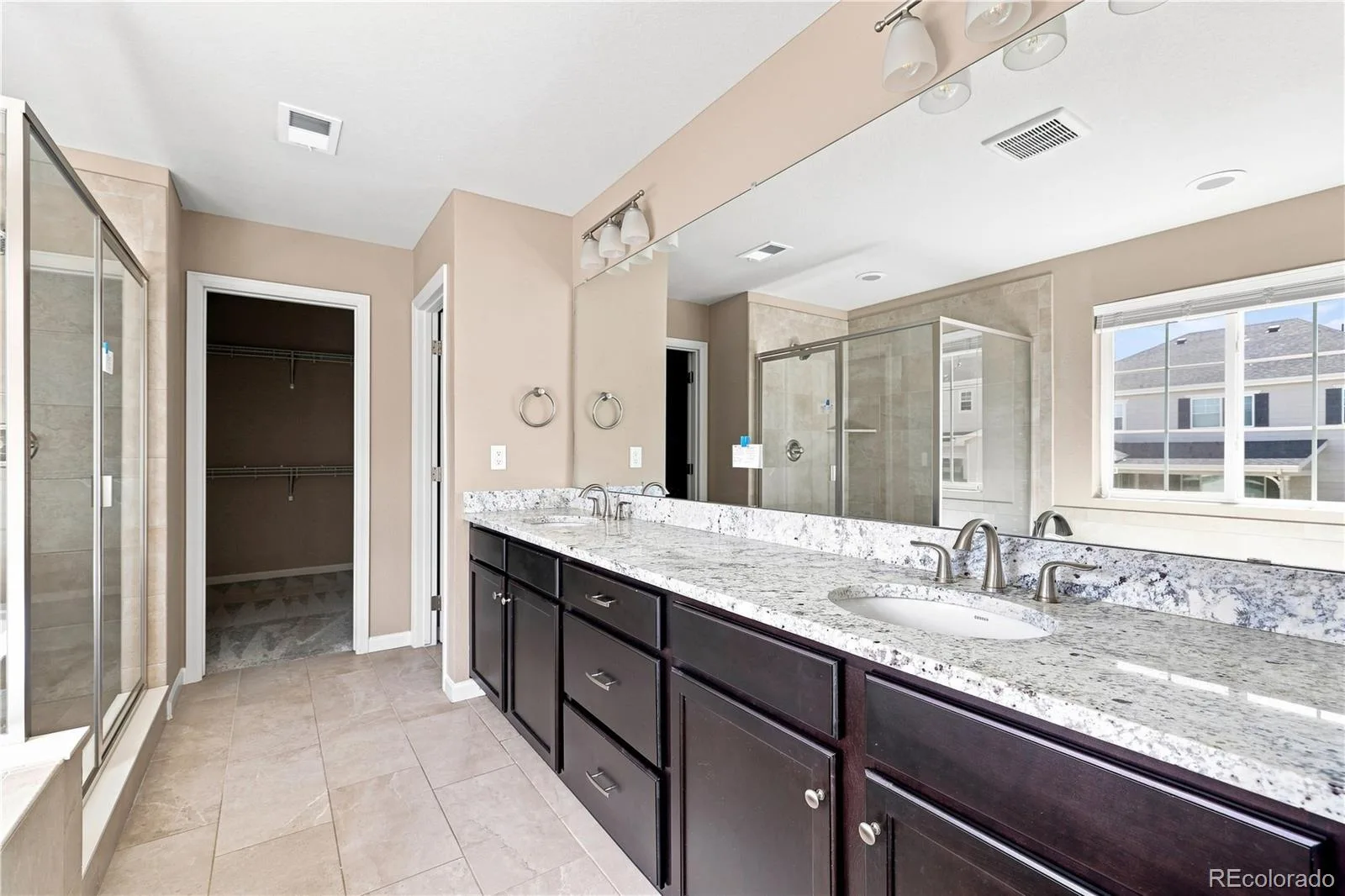 27746 E Frost Place Aurora CO 80016 | MLS #REC6031180 08202026030445 1600 21