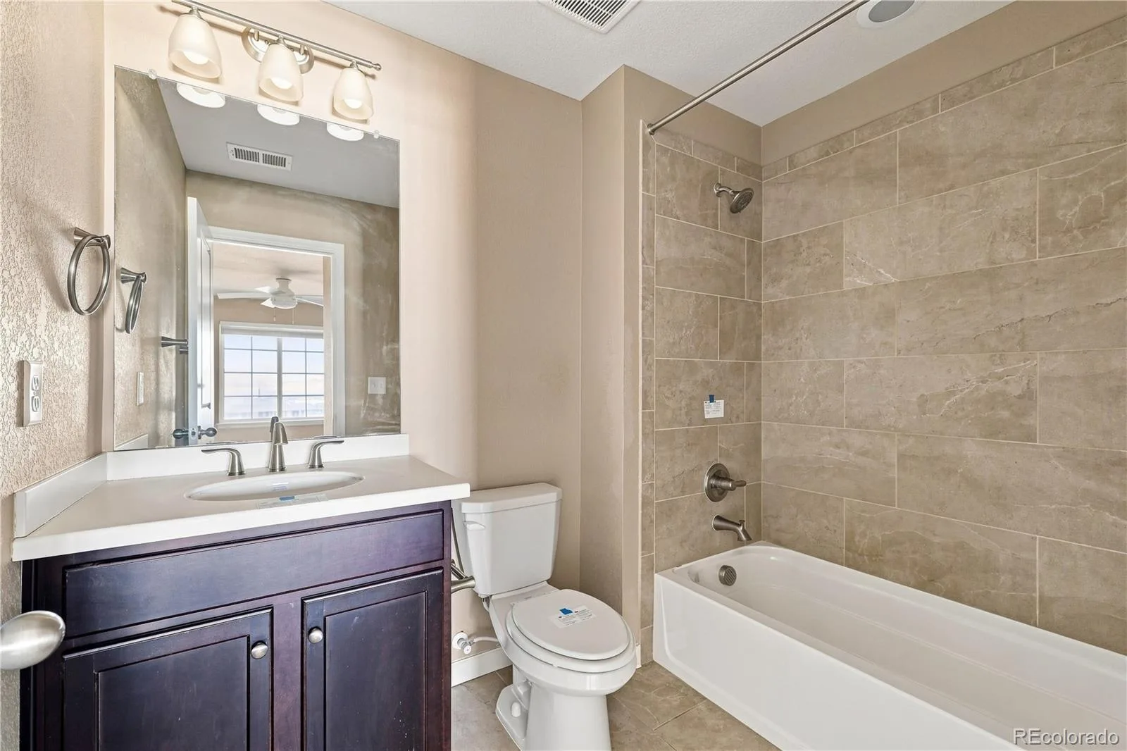 27746 E Frost Place Aurora CO 80016 | MLS #REC6031180 08202026030445 1600 25