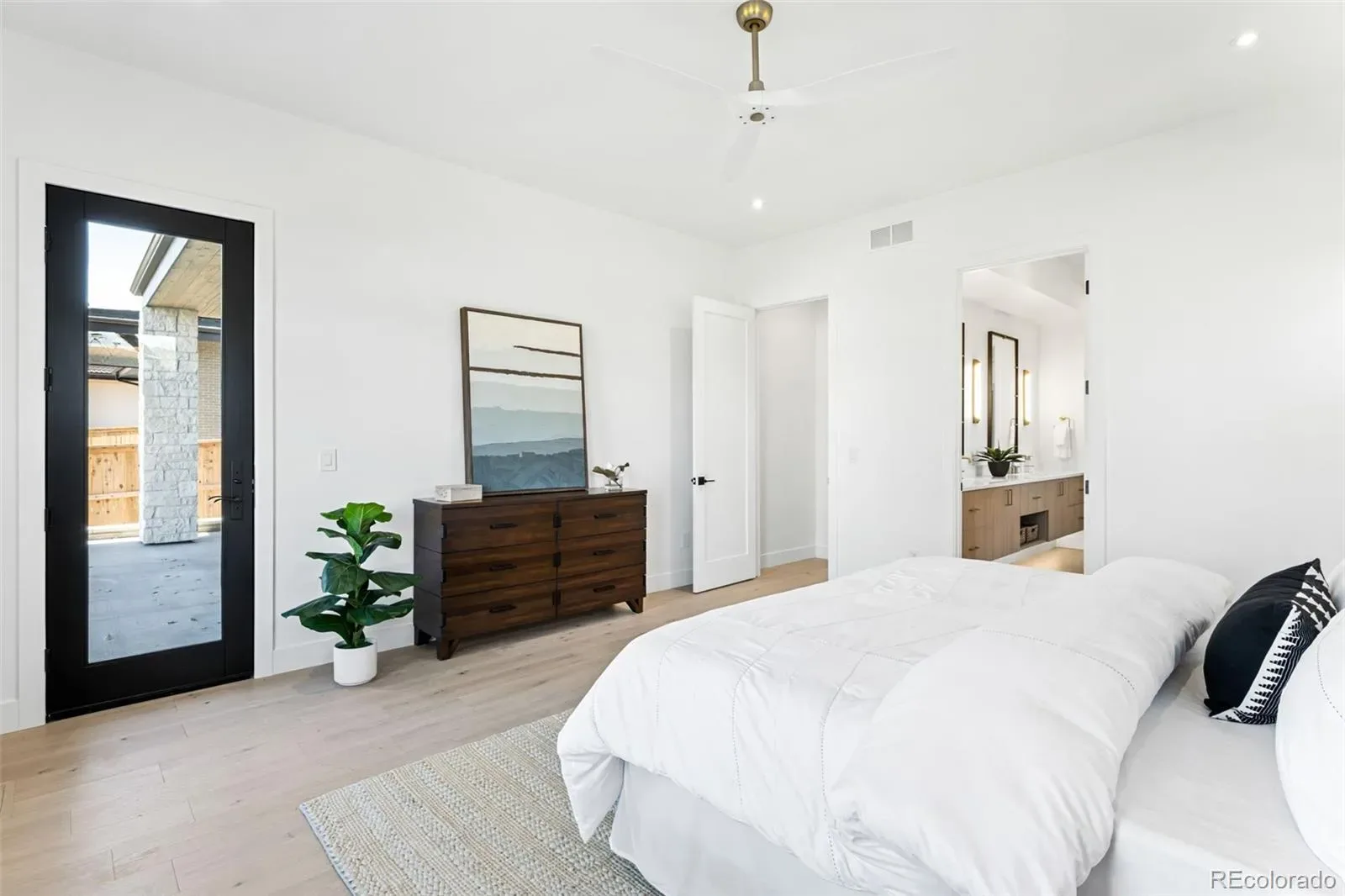 03232026193535 1600 27