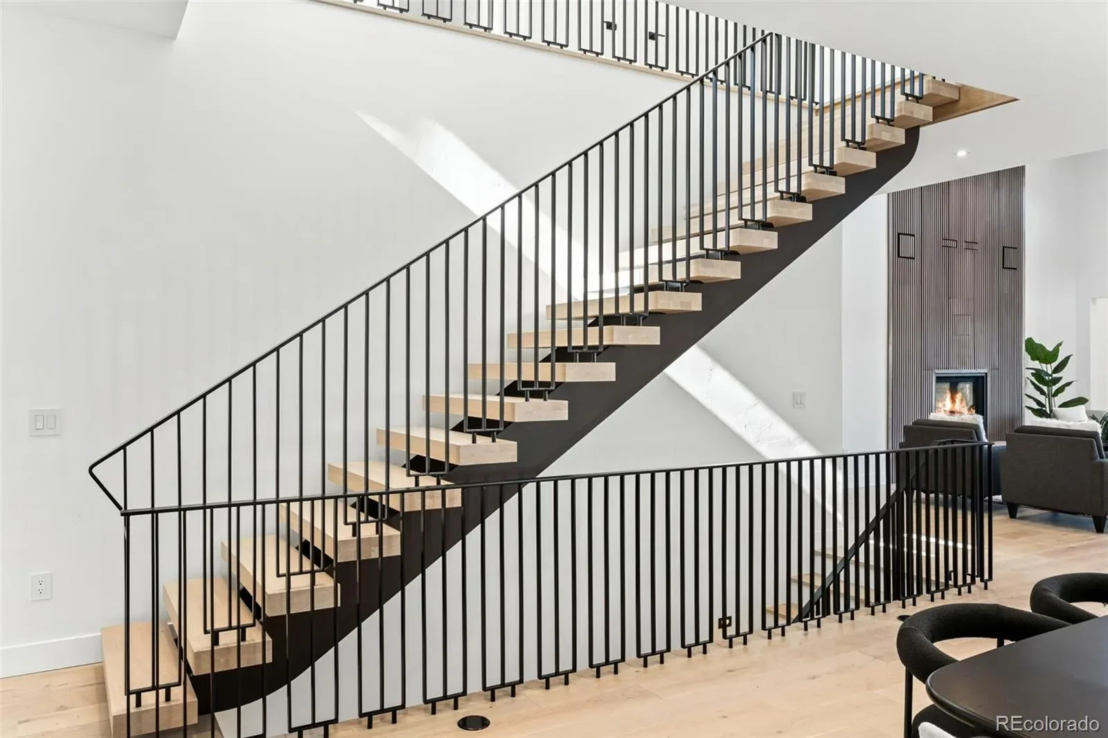 03232026193535 1600 4