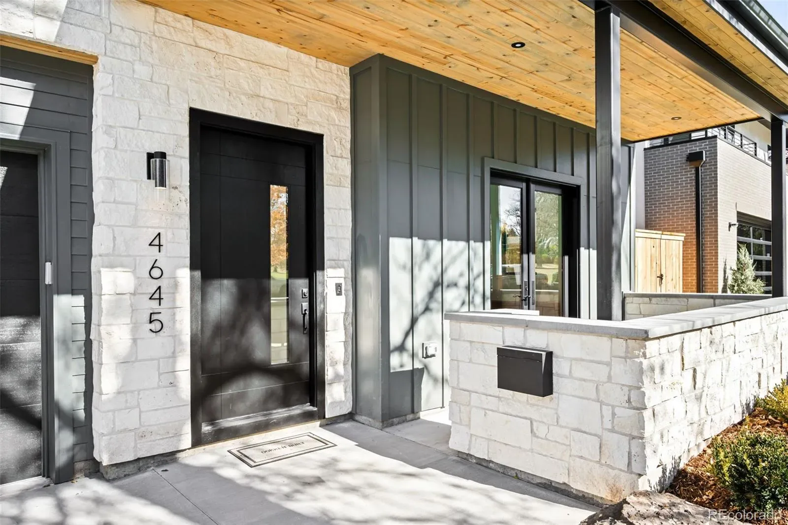 03232026193535 1600 40