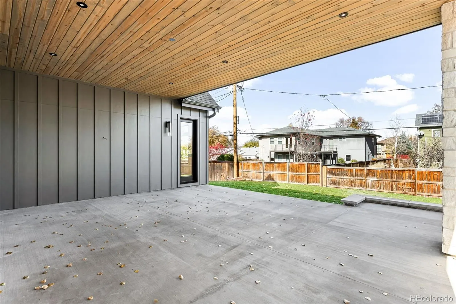 03232026193535 1600 42