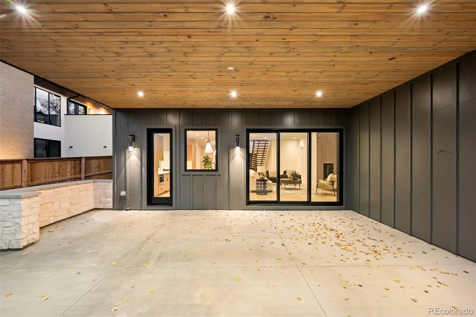 03232026193535 1600 9