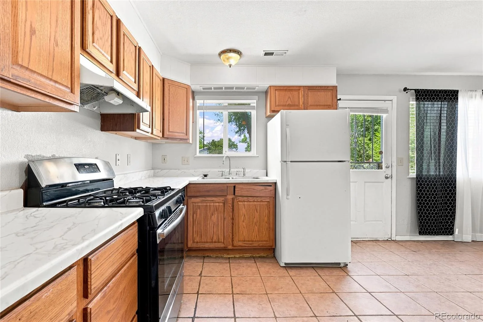 931 S Utica Street Denver CO 80219 | MLS #REC6032809 07282026013526 1600 15