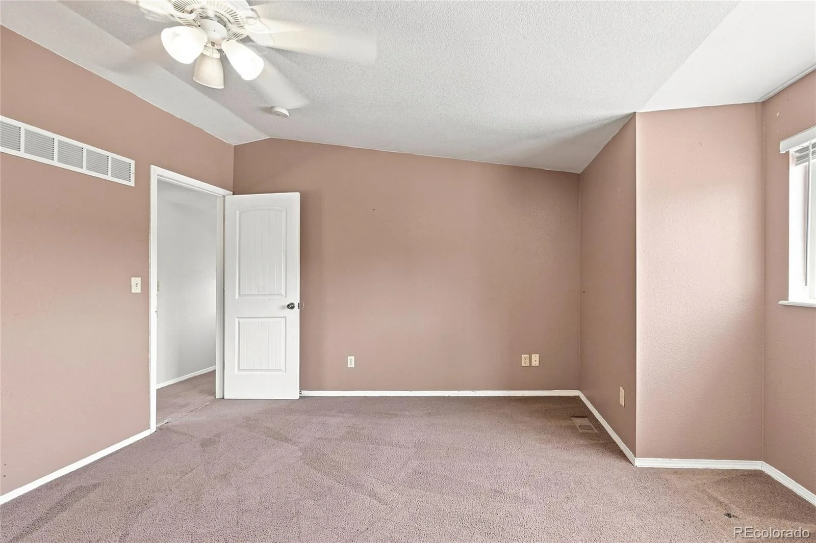 931 S Utica Street Denver CO 80219 | MLS #REC6032809 07282026013526 1600 24
