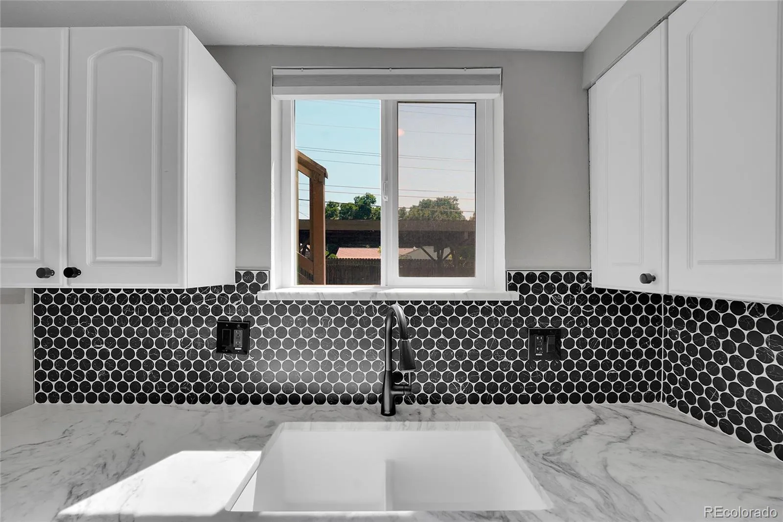 2700 S Holly Street #110 Denver CO 80222 MLS #REC6032947 04242026212423 1600 9