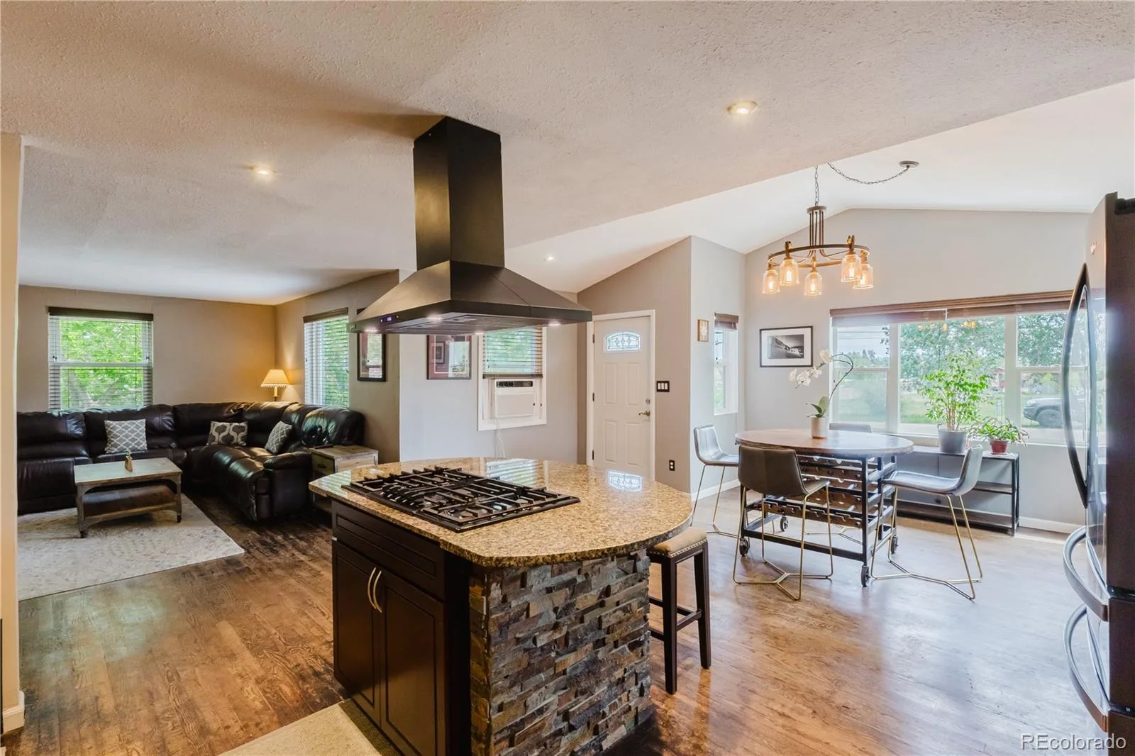 6125 W Exposition Avenue Lakewood CO 80226 MLS #REC6035874 06092026015950 1600 9