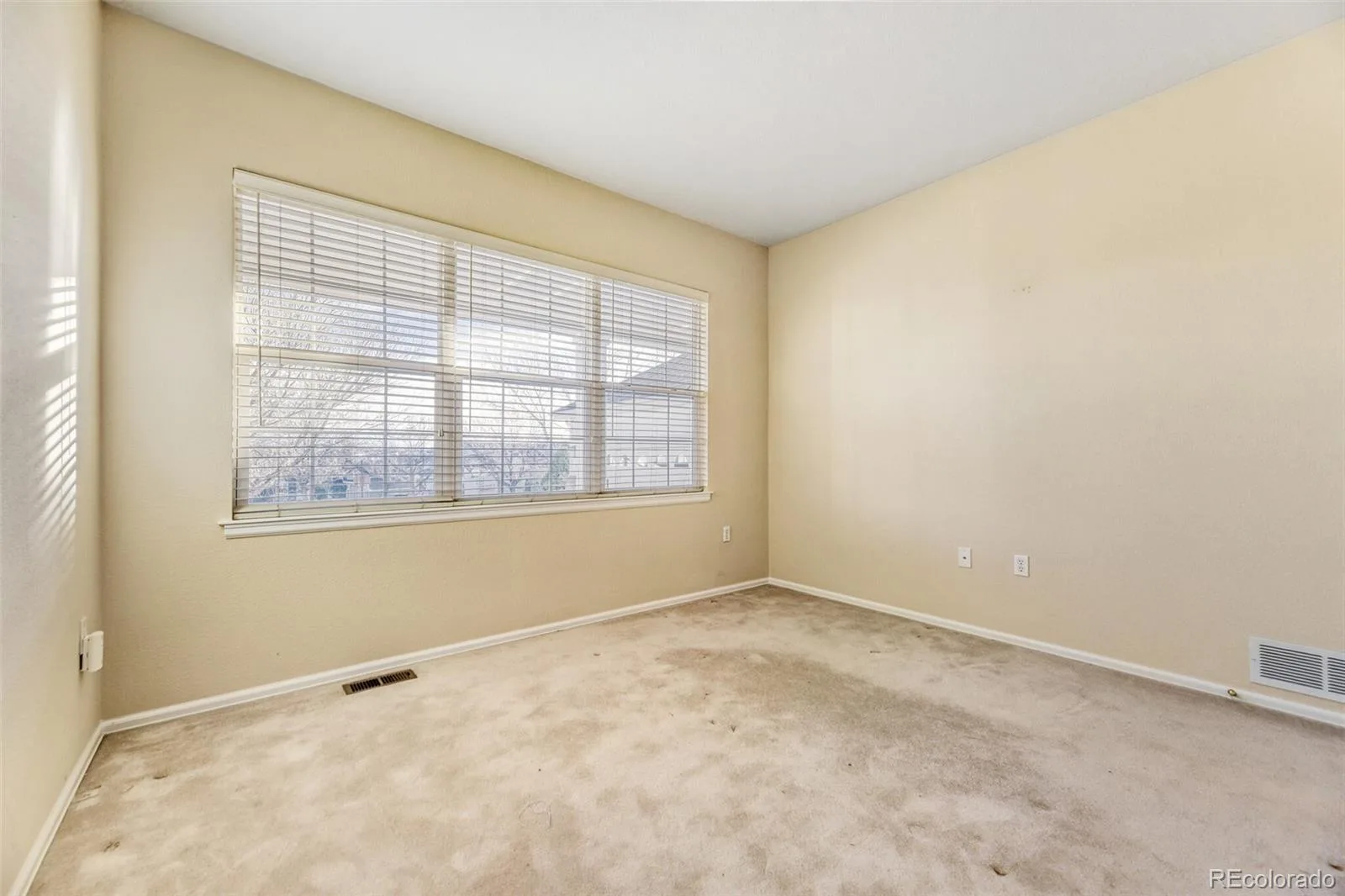 7769 S Algonquian Way Aurora CO 80016 | MLS #REC6036734 07302026180739 1600 19