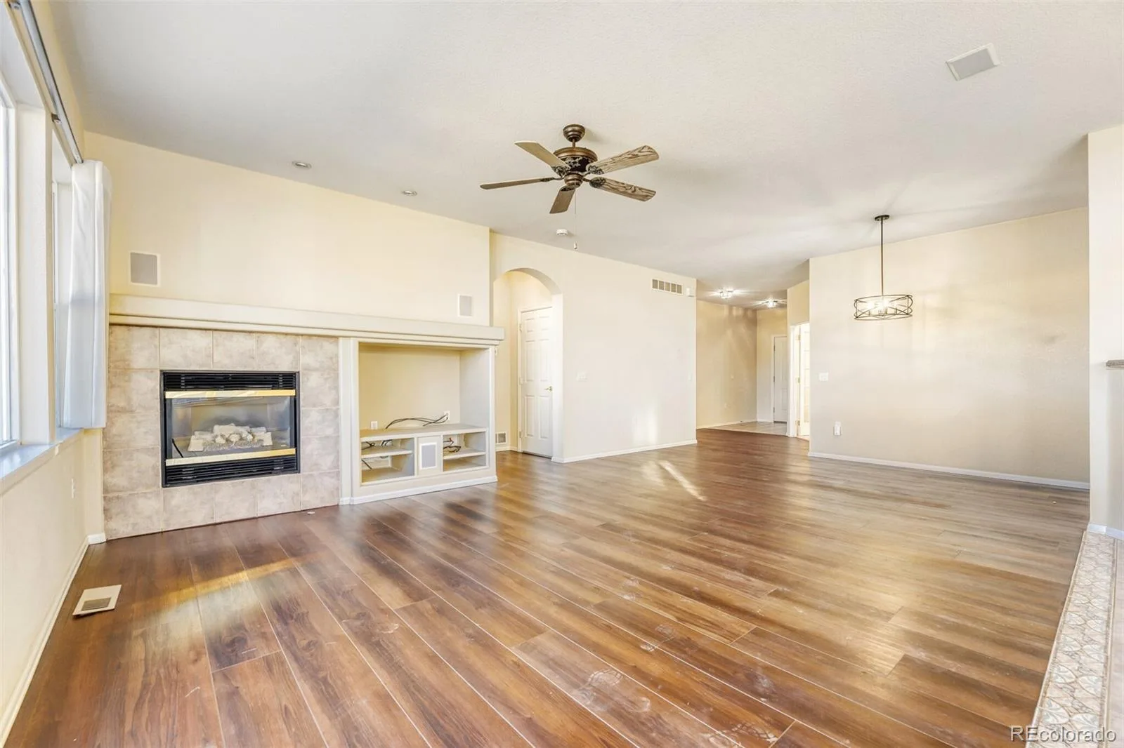 7769 S Algonquian Way Aurora CO 80016 | MLS #REC6036734 07302026180739 1600 9