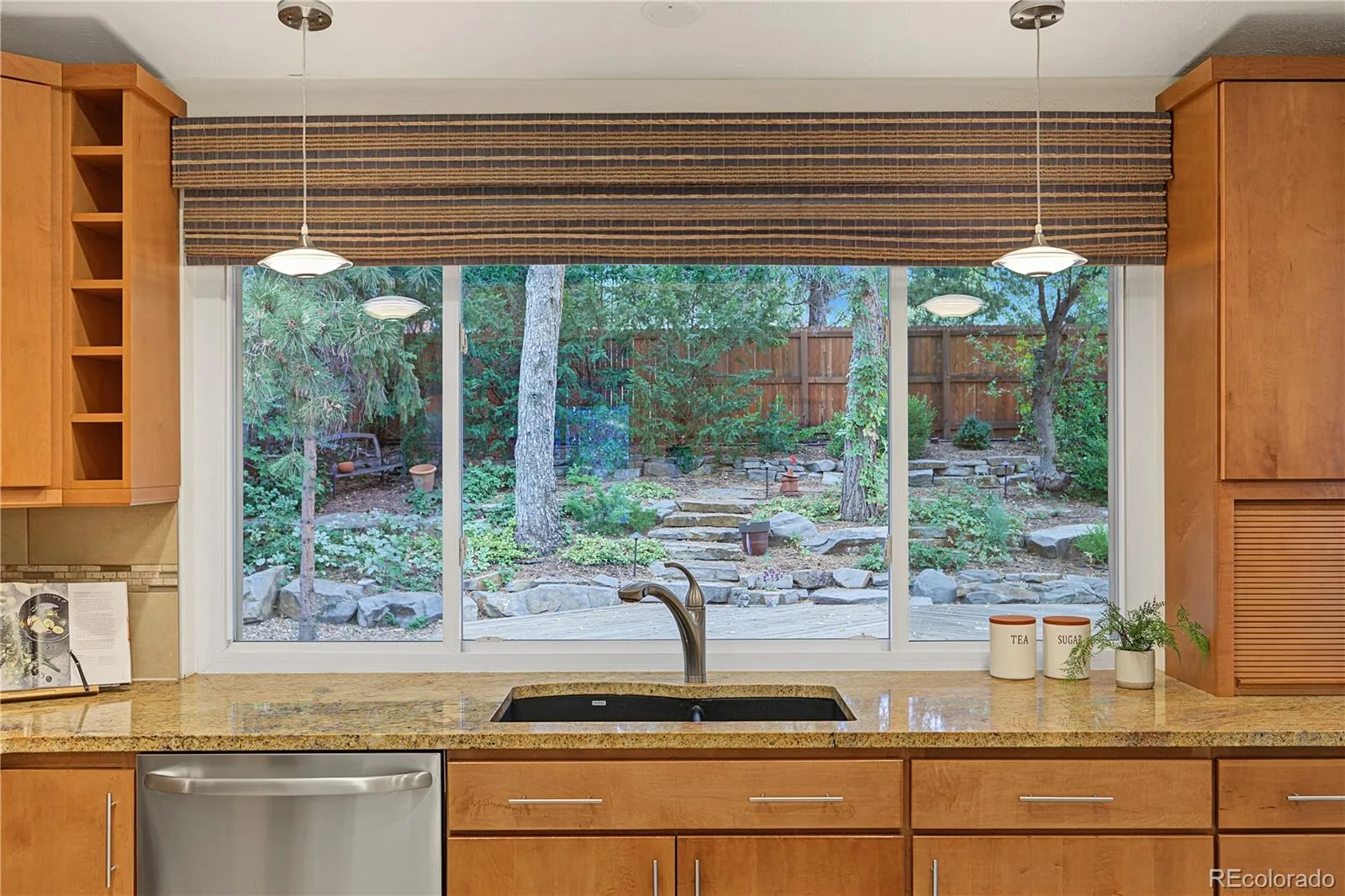 2532 S Yarrow Street Lakewood CO 80227 | MLS #REC6037291 10072026203527 1600 2