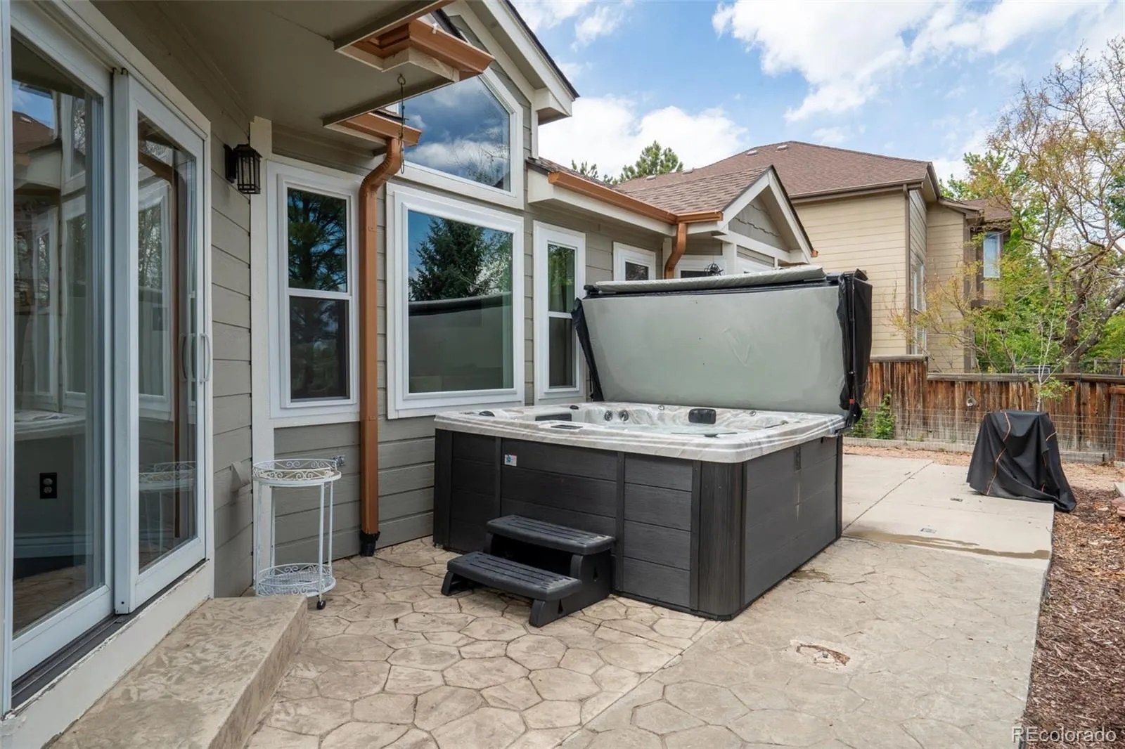 11405 W Coal Mine Drive Littleton CO 80127 MLS #REC6037480 05242026170439 1600 42