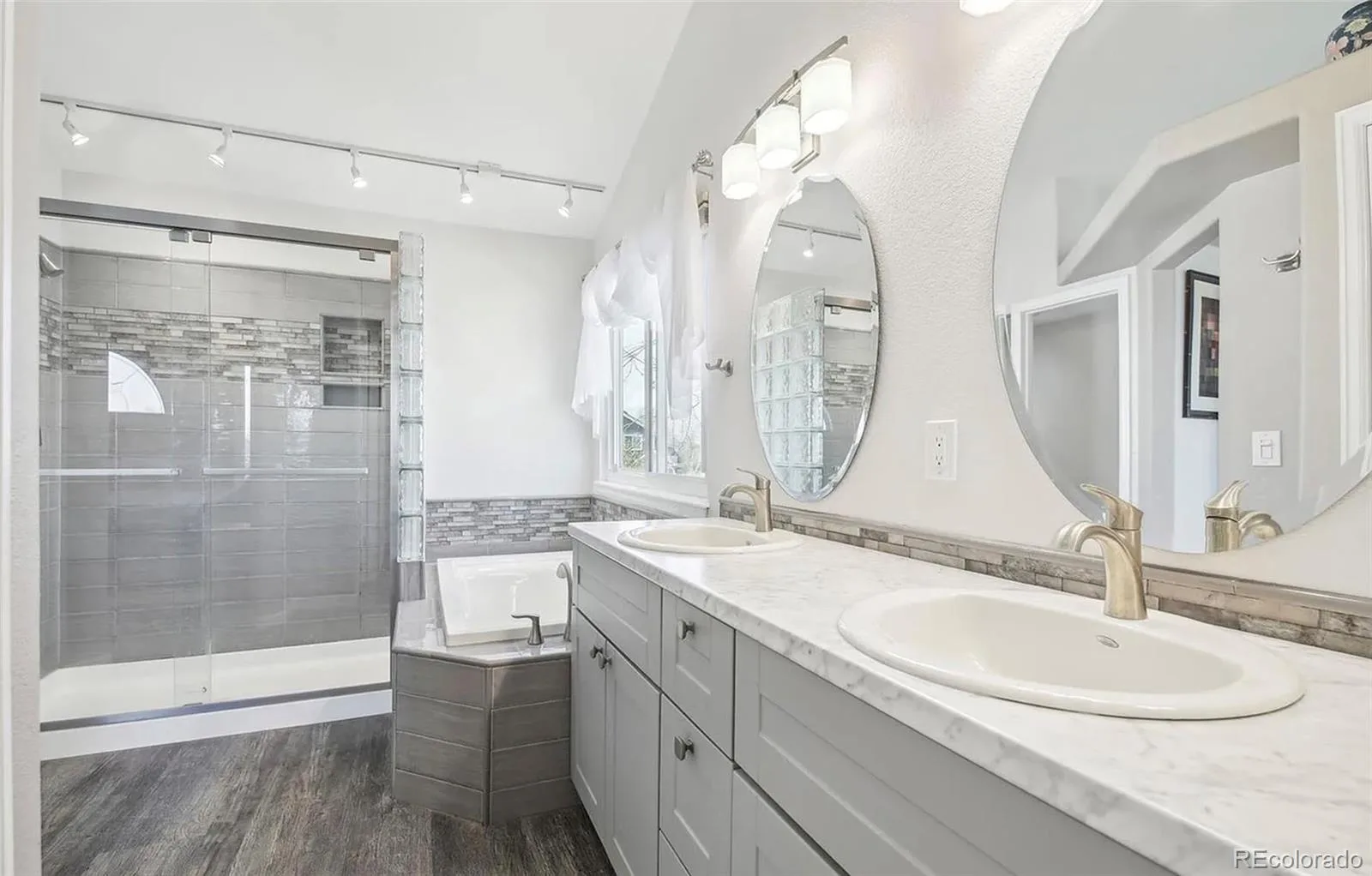 11035 W Grand Place Littleton CO 80127 | MLS #REC6037717 07082026175822 1600 13