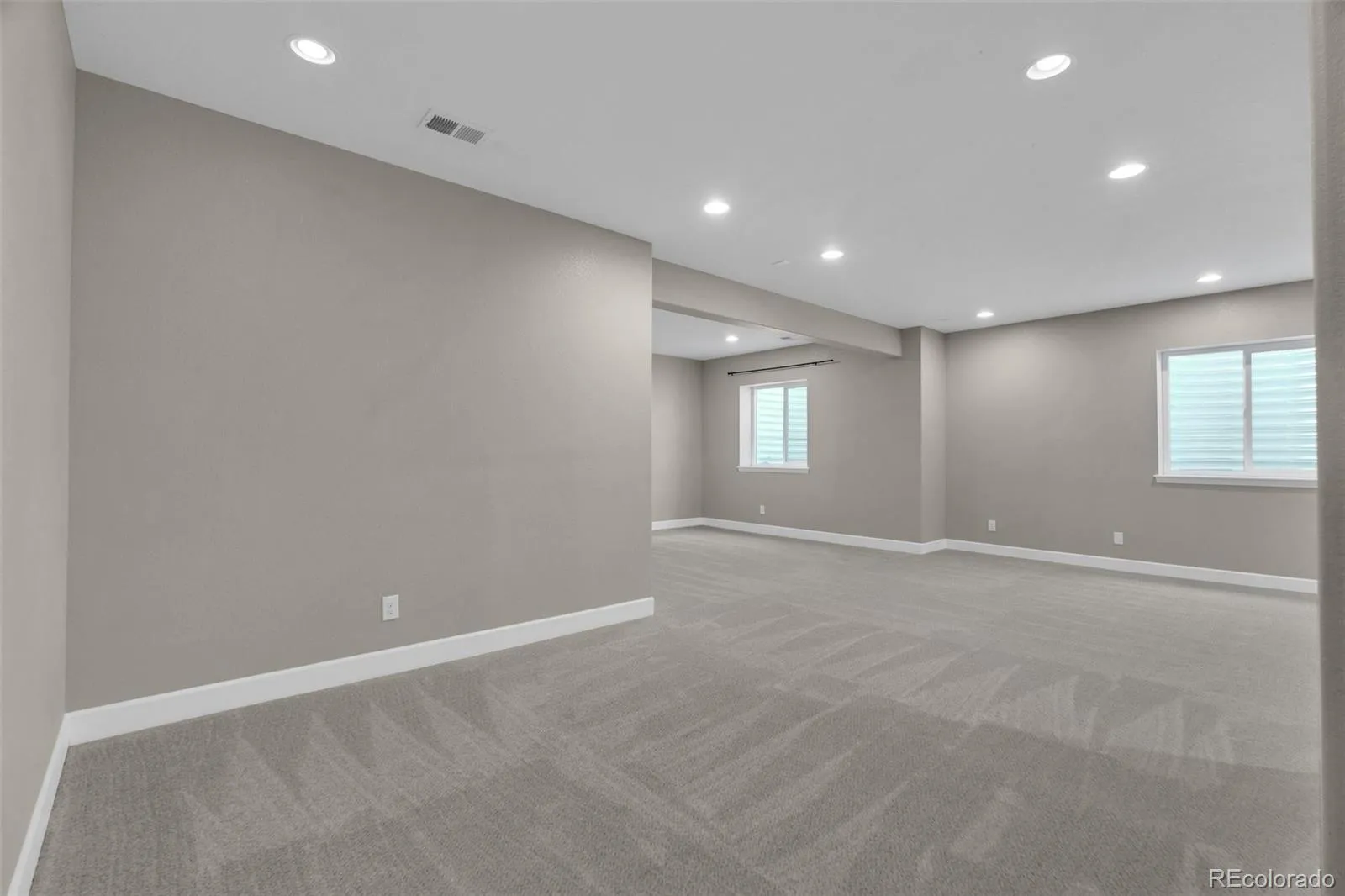 1990 Treetop Drive Castle Rock CO 80109 MLS #REC6040557 05052026041420 1600 36