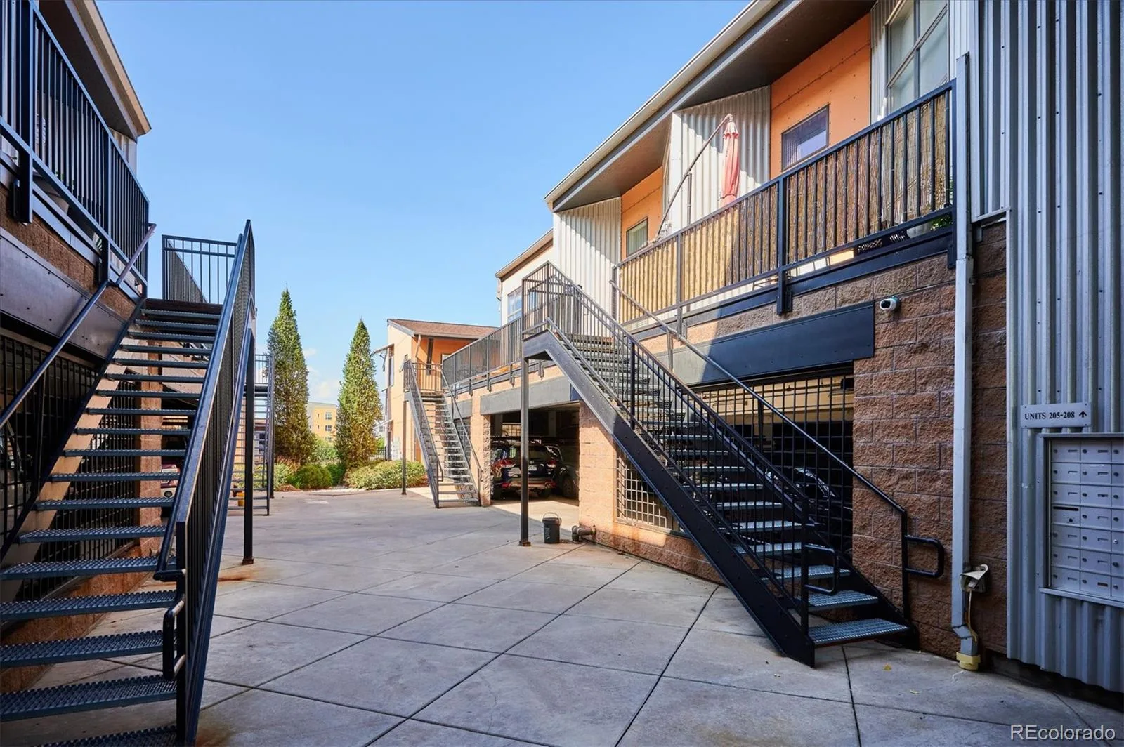 3195 Blake Street #207 Denver CO 80205 MLS #REC6040805 05302026172219 1600 2