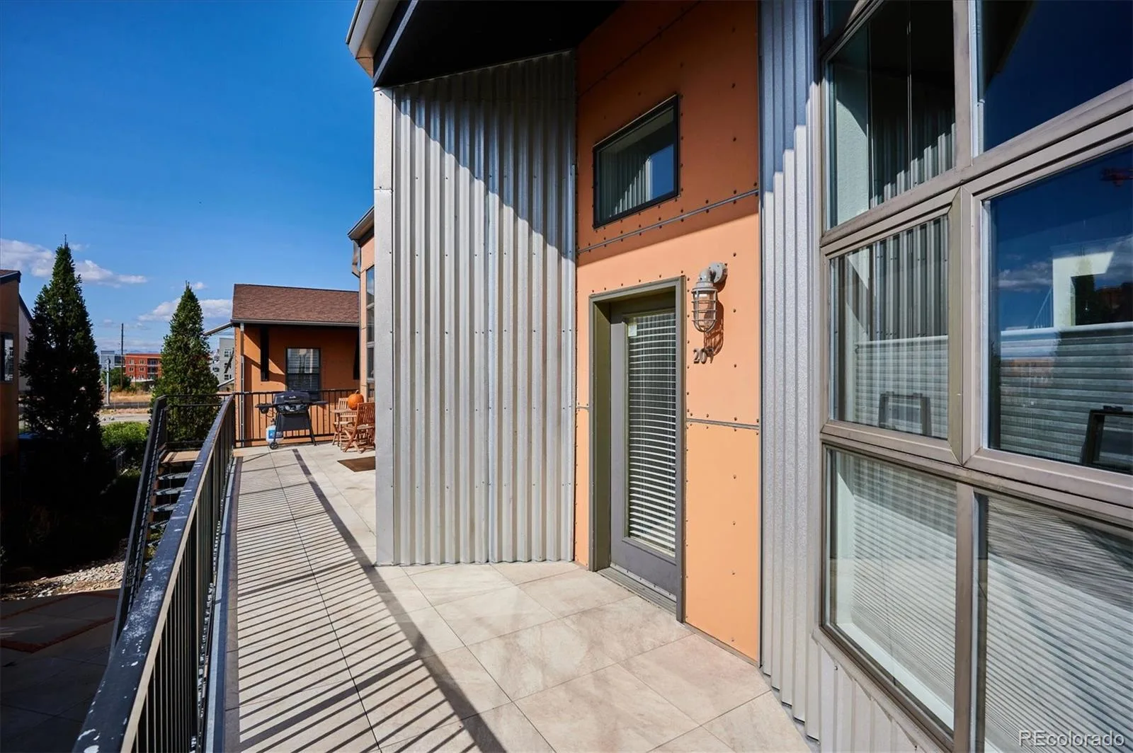 3195 Blake Street #207 Denver CO 80205 MLS #REC6040805 05302026172219 1600 3