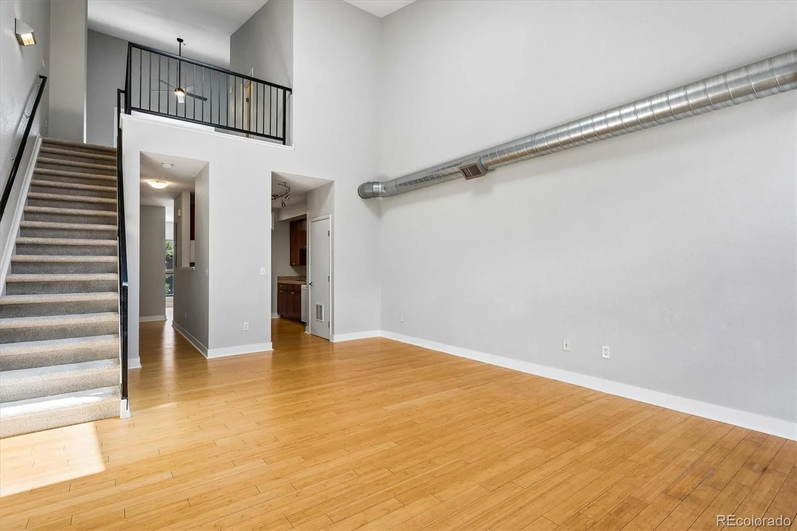 3195 Blake Street #207 Denver CO 80205 MLS #REC6040805 05302026172219 1600 4