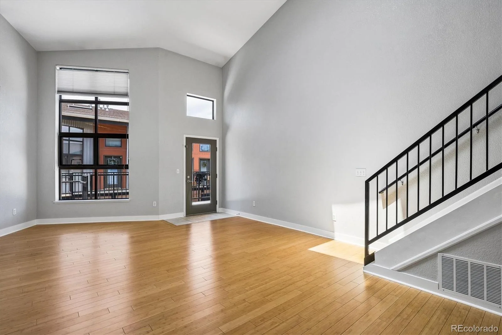 3195 Blake Street #207 Denver CO 80205 MLS #REC6040805 05302026172219 1600 8